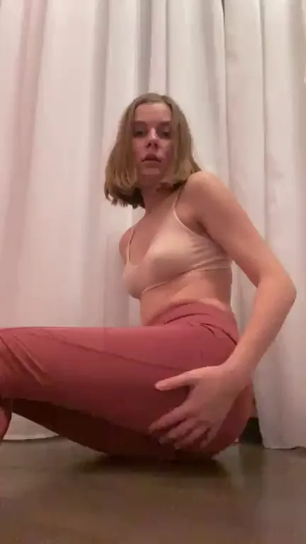 Legal Teen Slut Teases: Fan Fuck Party? 🍑🔥