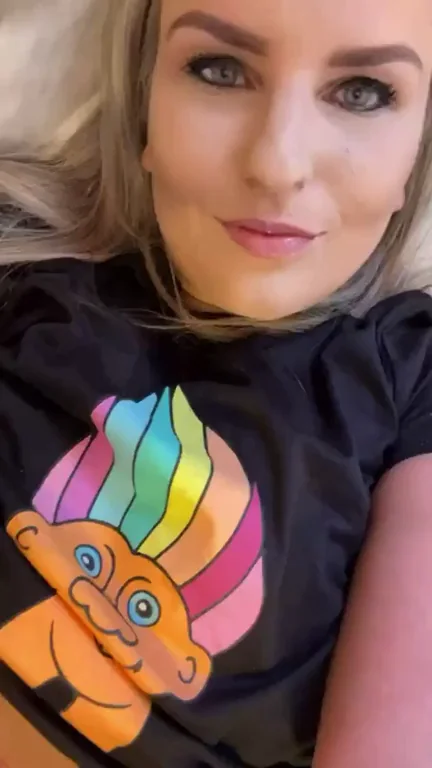 Feel My Soft Stacked Tits 😍🍈🍈