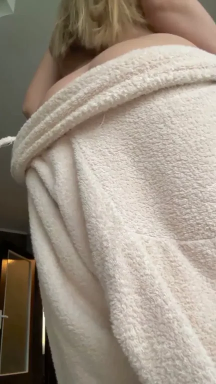 🍑 Invitation to Devour My Juicy Ass [F] 🔥