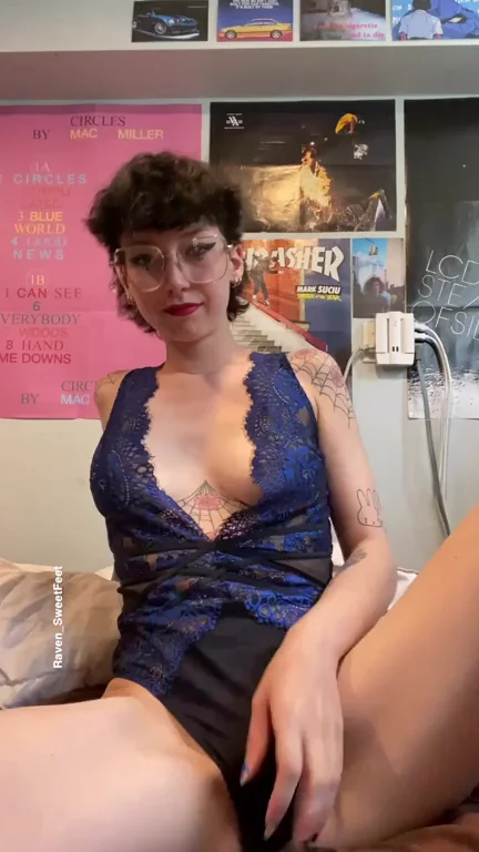 My lingerie has a secret entrance 😜ðŸ–¤