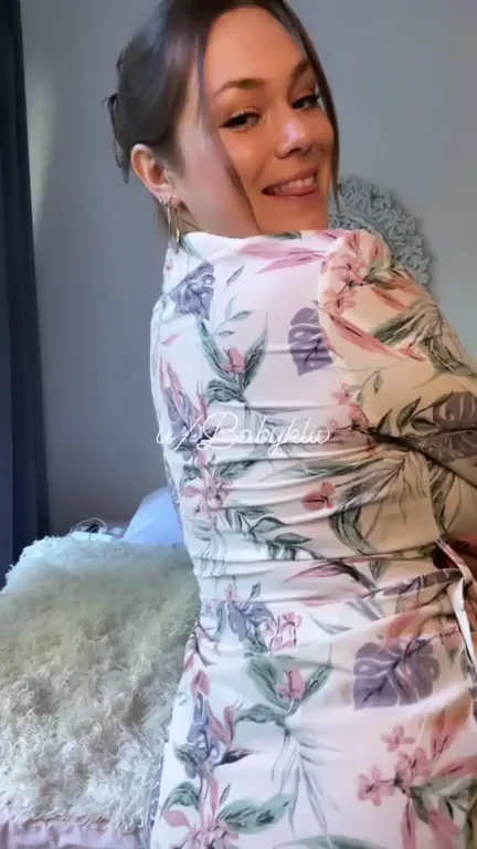 Unveiling My Jiggly Hidden Tits 🍈🍈😈