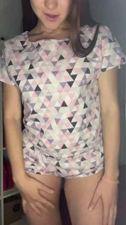 Would you eat my 19 year old fuckdoll ass?