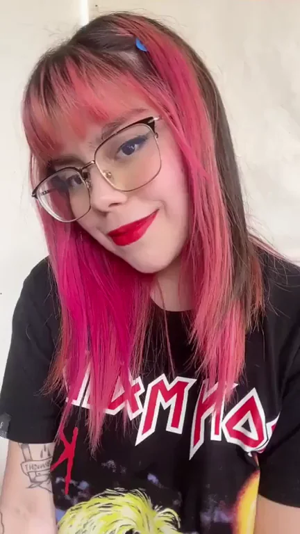 I need a Latin bf to suck my tits and destroy mi big ass everyday