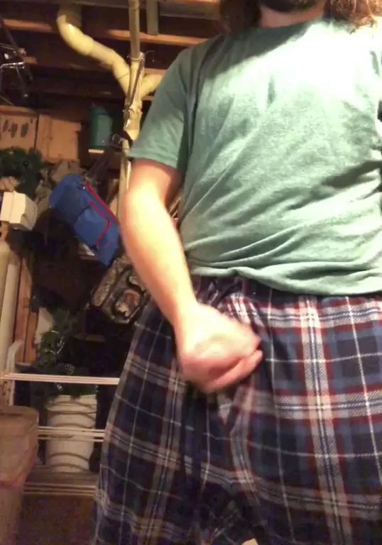 Thick Dick Dripping Cum 💦🍆