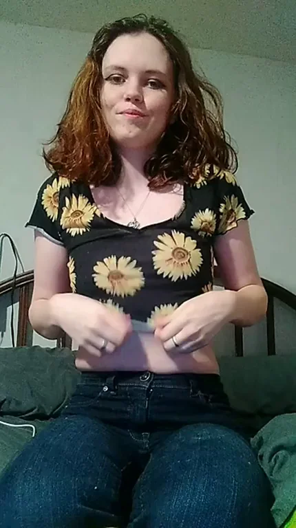if you like small bodies, you should cum say hi ðŸ¥° I have a PPV with plenty of free content, or every pic + video I have ever posted for $6.99 on my sub page!