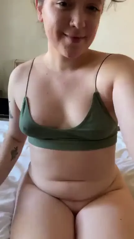 🍑 Would You Slurp My Juicy Innie Pussy Before Pounding Me? 💦