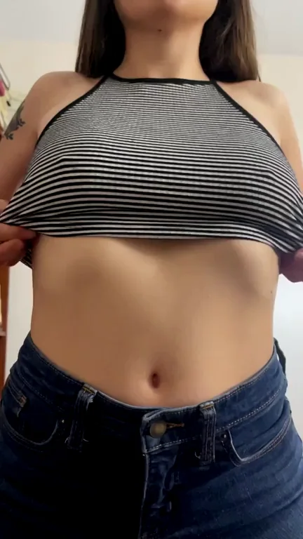 Teeny Tiny Busty Babe's Double Titty Drop Bonus 🔥🍈🍈