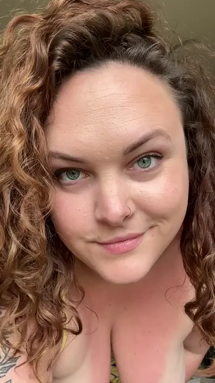 Thick Slut's Massive Tits Ready for Your Cock 24/7 🍆💦