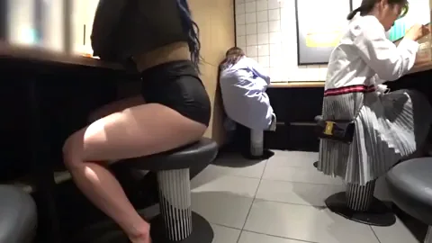 🍜 Japanese Busty Thicc Babe Teasing Tits at Restaurant 🔥