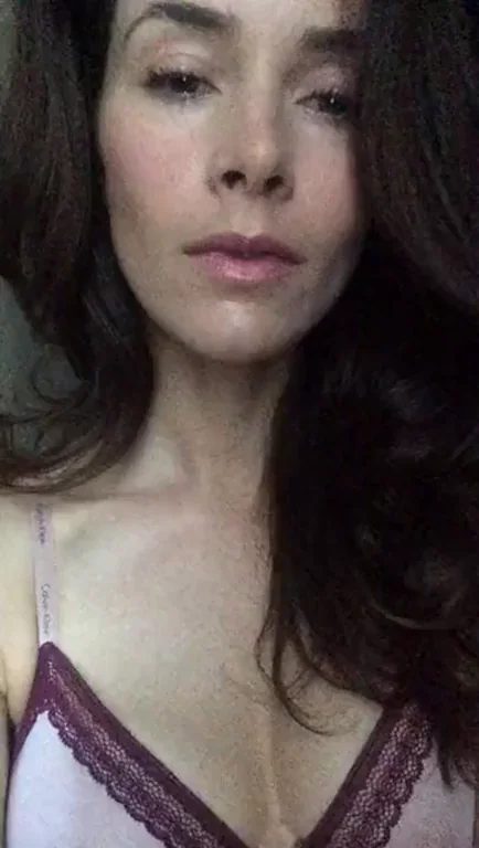 Abigail Spencer Masturbating