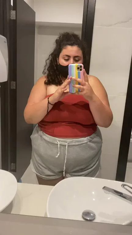 Daydreaming about being fucked at work… ?