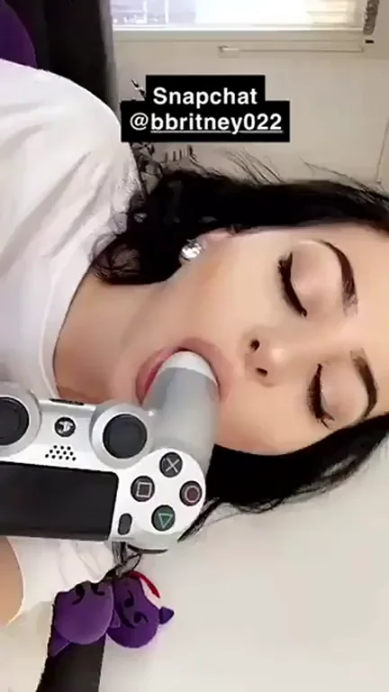 Ps4 have the best controller for dildo