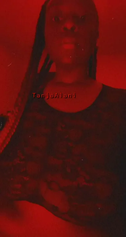 Ebony BBW's Massive 32HH Titty Tuesday Drop – Red-Hot Tease