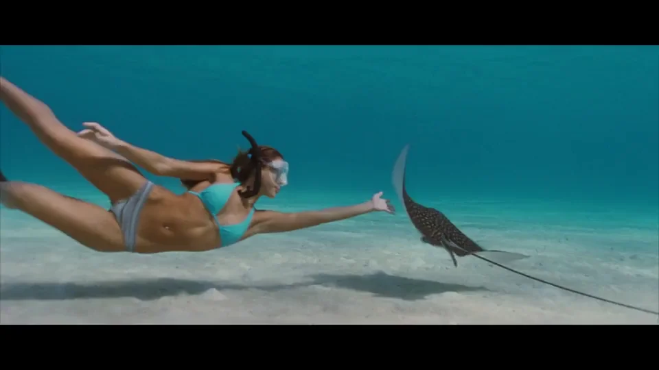 Jessica Alba - Into the Blue