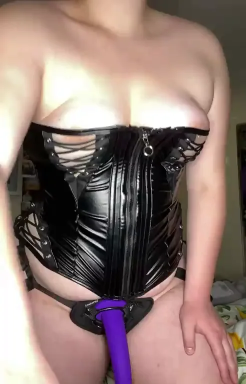 Spread your cheeks