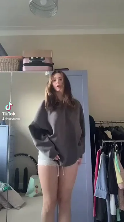 be honest, would you fuck me on the first date? ?