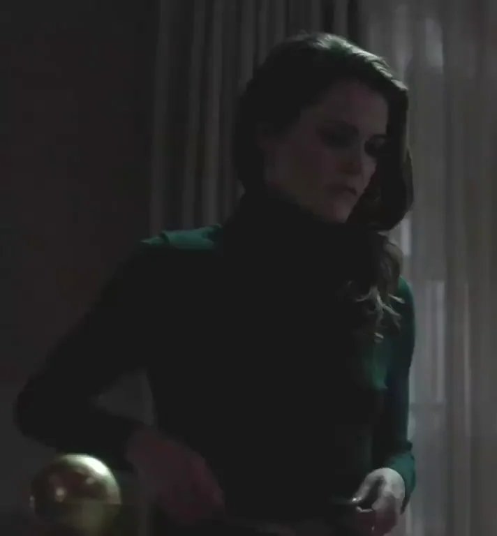 Keri Russell's Steamy Strip Tease in The Americans 🔥🍑