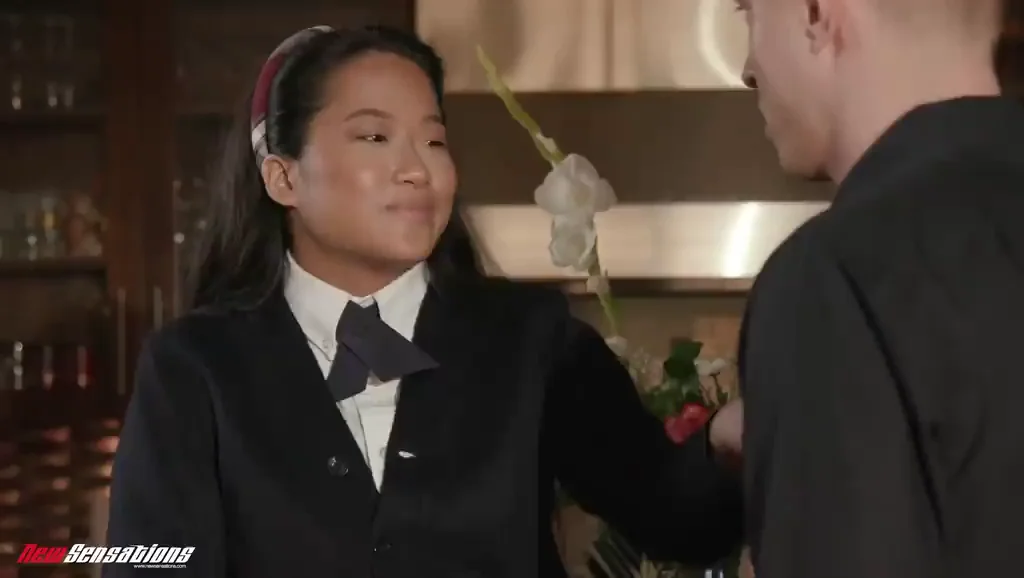 Alona Bloom - Asian Teen Schoolgirl Wants To See It