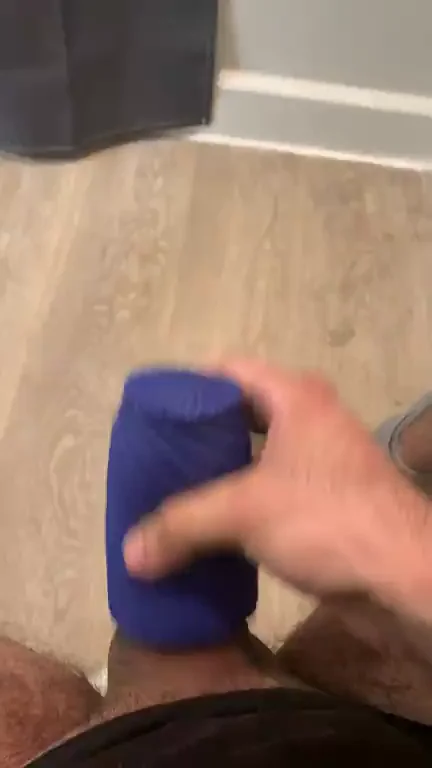 Nice load from a thick dick