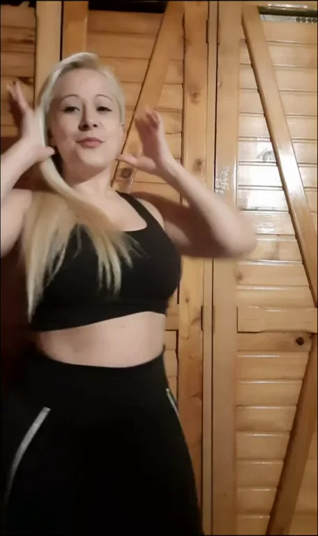 😈 MILF Tease Blamed for 2.4M Cumshots 💦🍑