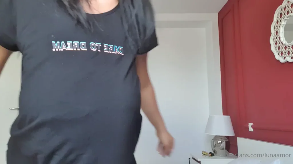 HER FULL PACK IN COMMENTS???
