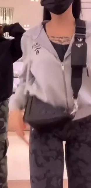 Bella Poarch's Juicy Ass in Tight Leggings 🍑🔥