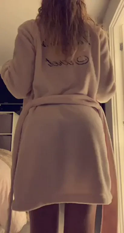 Gown Drops, Ass Pops: Your Move, Stud?