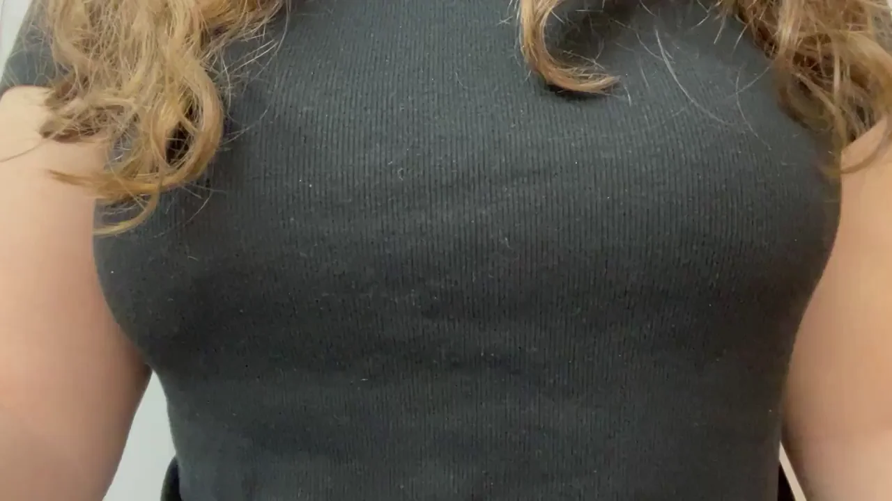 🔥 Friday Titty Drop Bash! Naughty Wife Unleashes Massive Jugs 🍈🍈
