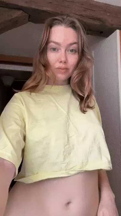 Thick Cum Craving Titty Drop: Pale Slut Reveals Perky Rack