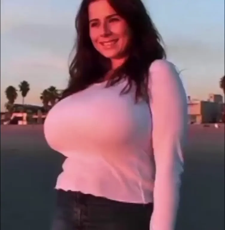 Massive hooters