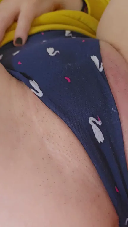 🔥 Hairy Teen Pussy Dripping Wet 😻