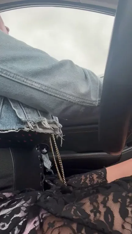 I'd Rather Bounce My Thick PAWG Ass on Your Face 😈🍑