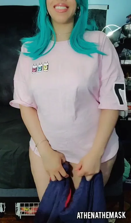 Would you smash or pass me?