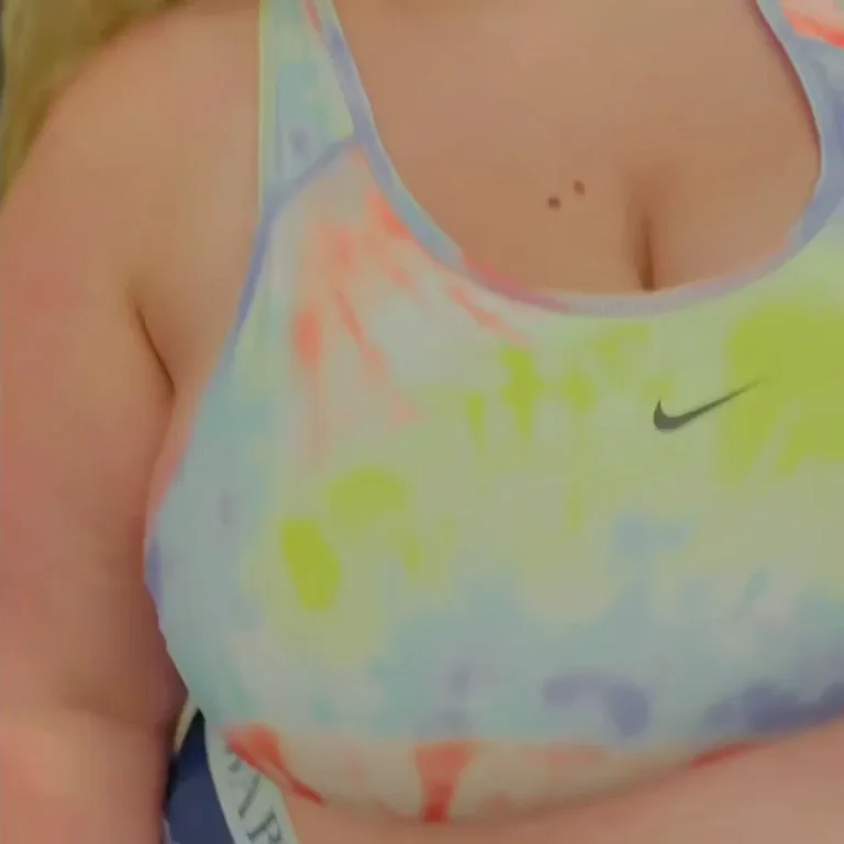 Do you guys like my bouncy big titty drop? ;)