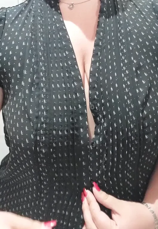 Do you like my milkers? 😁˜