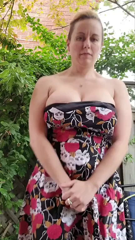 WTF is this dress made out of? :O
