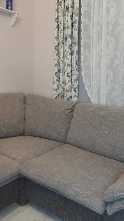 I know you wanna see that butt naked