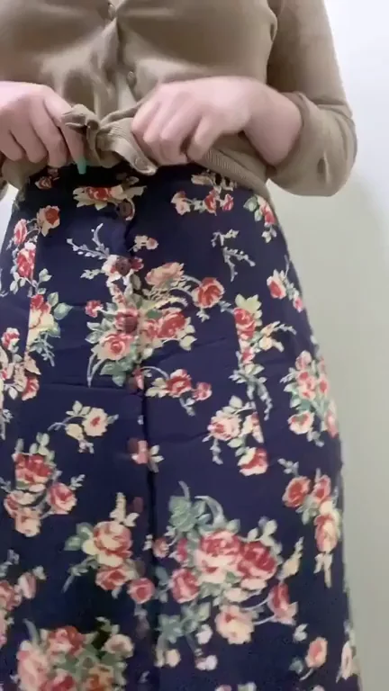 No Panties Under My Innocent Floral Skirt Tease