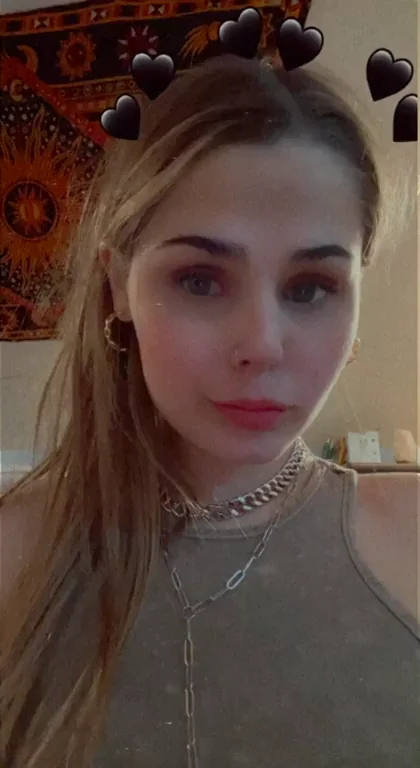 I have the biggest urge to fuck :(