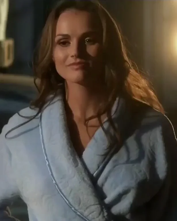 Tori Black's Steamy Nude Tease in Ray Donovan S02E03 🔥🍑