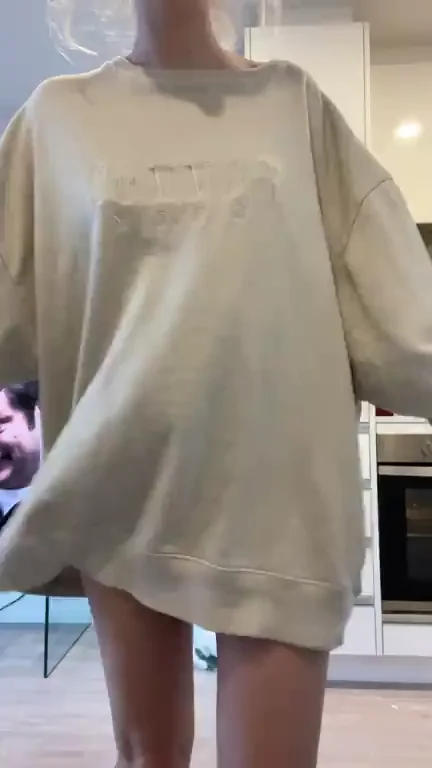 Petite Aussie Slut's Down Under Kiss Tease in Oversized Tee