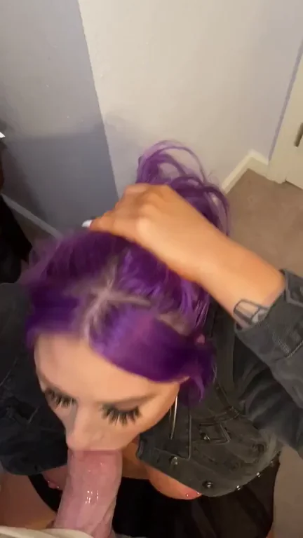 Love sucking on this cock