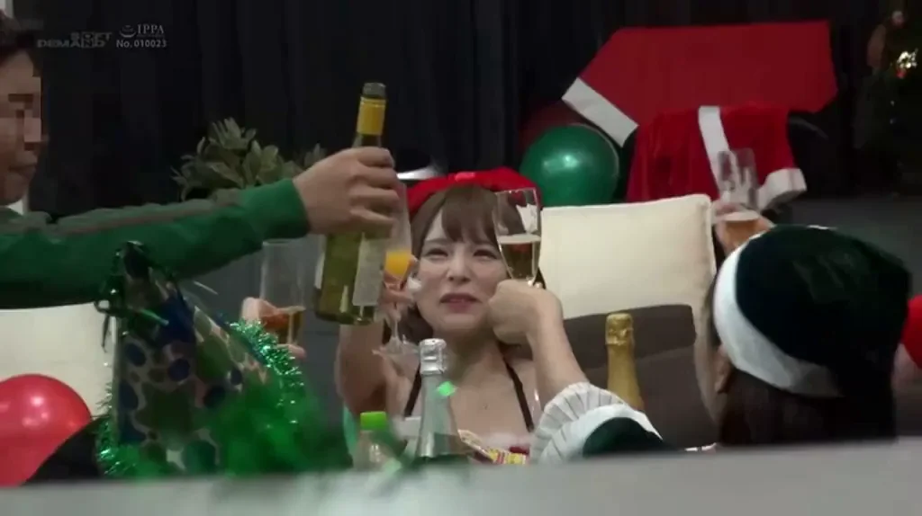 🎄 Merry Christmas JAV Slut Fang BJ & Doggie Pound 🥂🍆