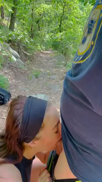 Can You Reach the Back of My Throat Outdoors? 😈🍆💦