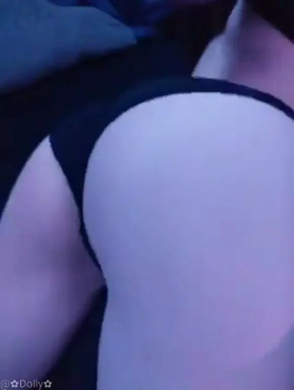Solo Slut Spanks Her Juicy 18YO Booty Till It Glows Red