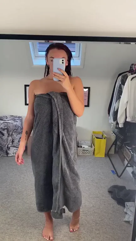 Come and dry me off?
