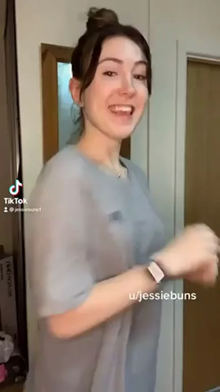 Buss It Slut Shakes Ass & Teases Dildo Ride 💦🍆