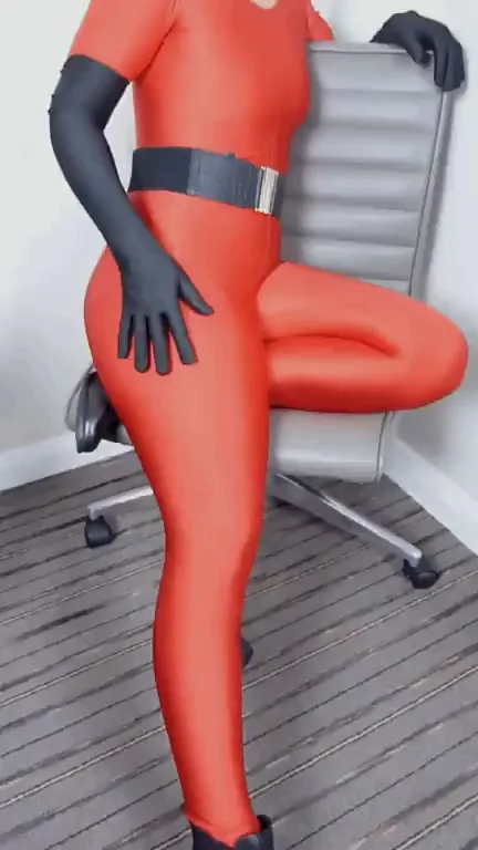 🔥 Red Spandex Catsuit Cosplay Tease 😈