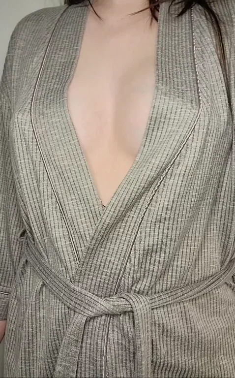 Take a load off with me ðŸ¥°