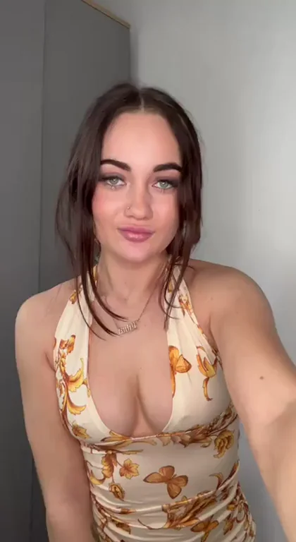 What Would U Do to My Perky Little Titties? 😏🍒